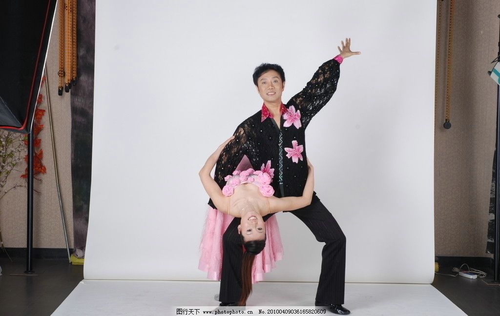 交谊舞吉特巴图片