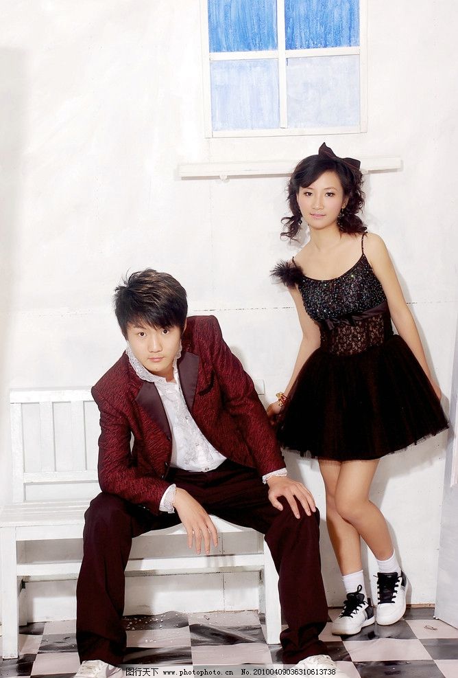 梦境中的遗憾，解析梦见自己结婚但新郎却没出现的深层含义