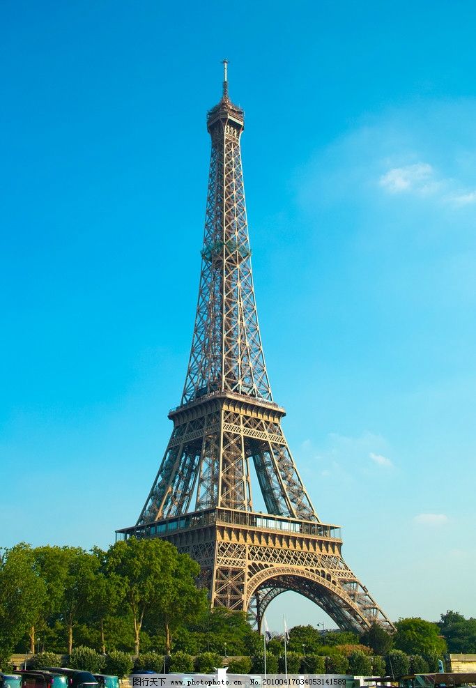 巴黎 埃菲尔铁塔图片,全钢结构建筑 法国著名建
