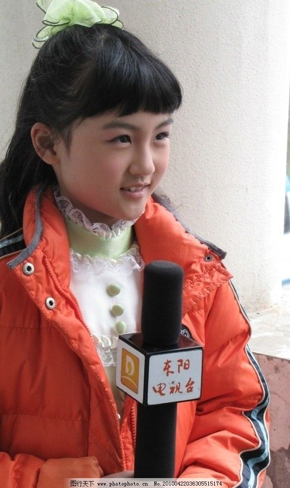 陆子艺 电视台采访图片,童星 陆子艺甜甜 明星偶
