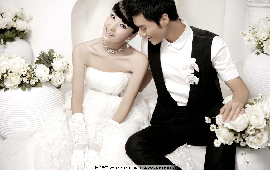 婚纱摄影 向左向右爱 婚纱摄影模板 结婚 美女 帅哥 新娘 婚礼 婚纱 恋人 爱情 个性 花 写真 女孩 浪漫 欧式 摄影模板 JPG 人物摄影 人物图库 摄影 350DPI